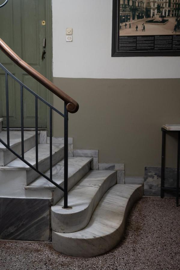 Polytimon, An Athenian Neoclassical Apartment Exterior foto