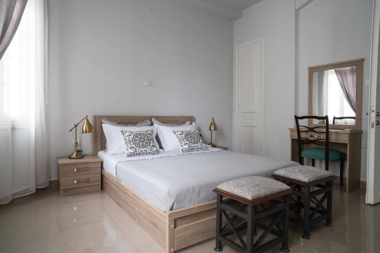 Polytimon, An Athenian Neoclassical Apartment Exterior foto